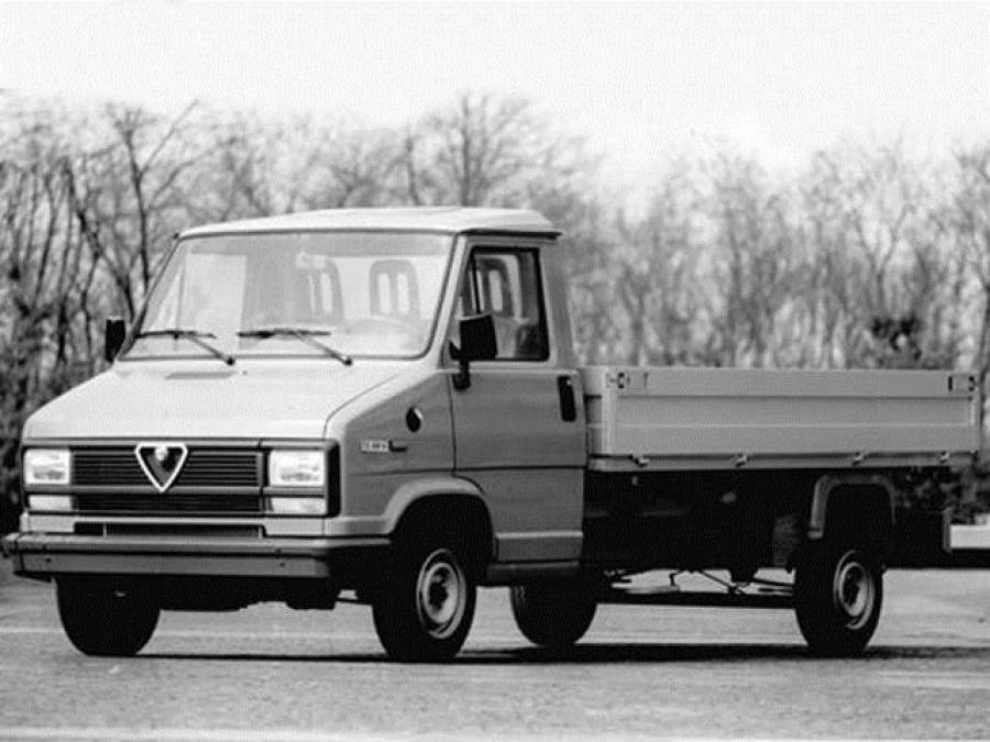 Alfa Romeo 13 AR6 Autocarro (280) '1985 - 89